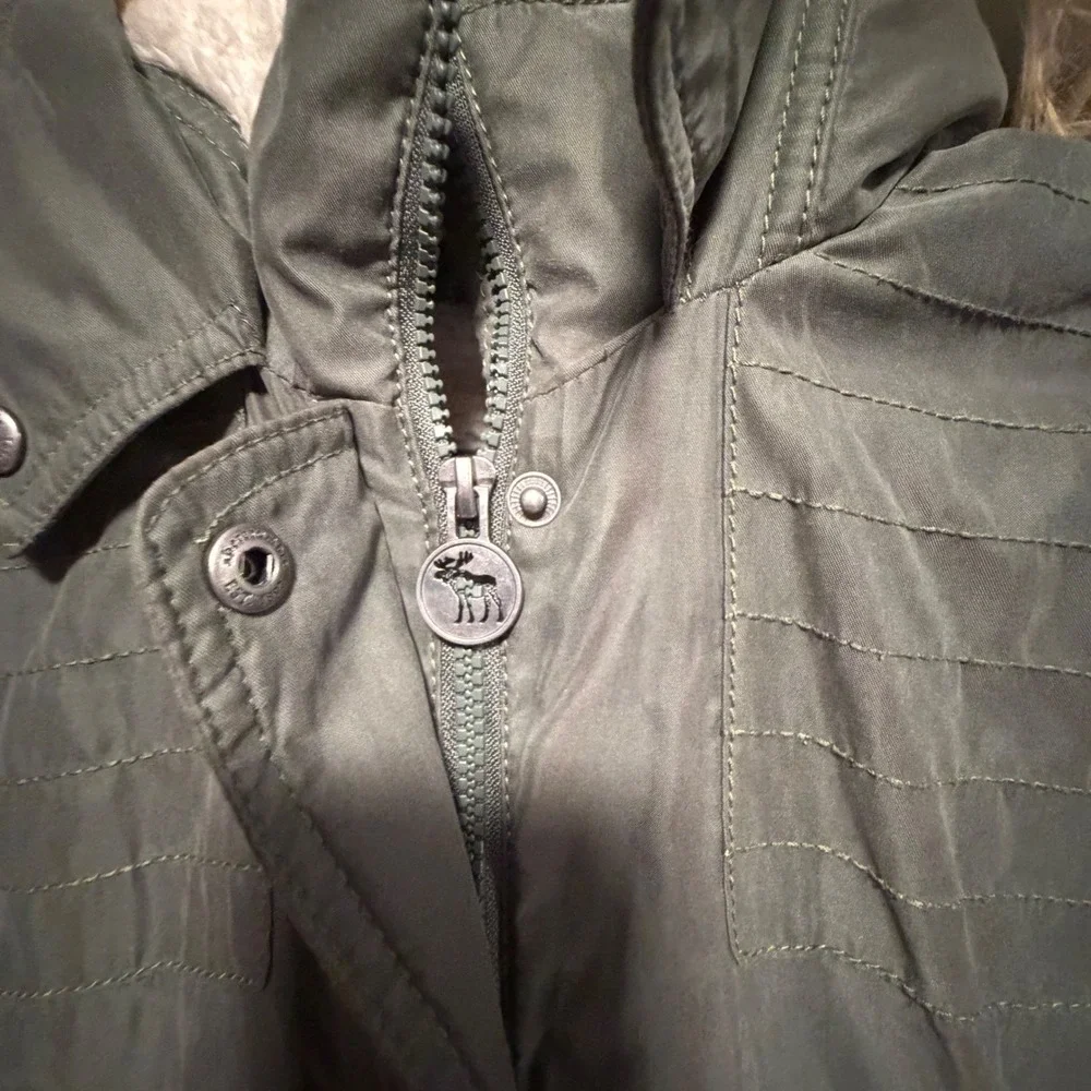 Abercrombie Parka Jacket Kids XL 13/14 Olive Green Sherpa Faux Fur Hood